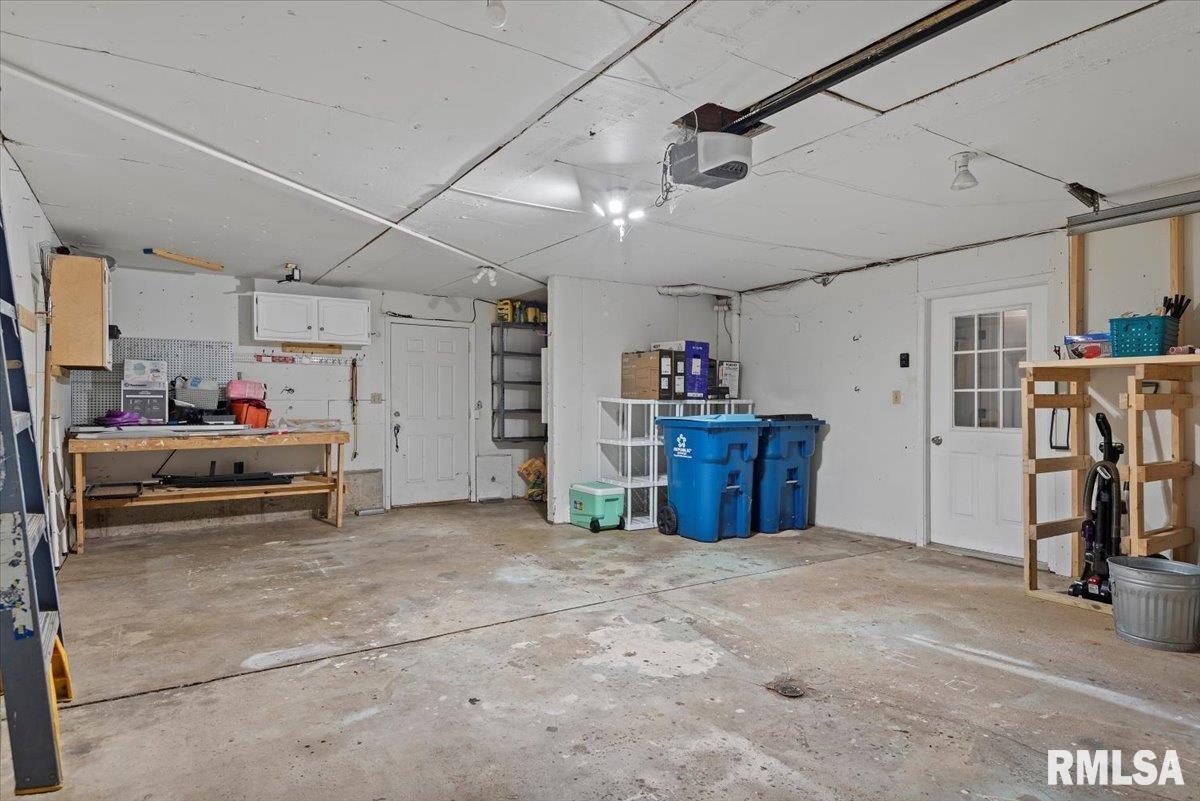 112 Deer Creek Road Rochester, IL 62563 - Photo 31 of 37