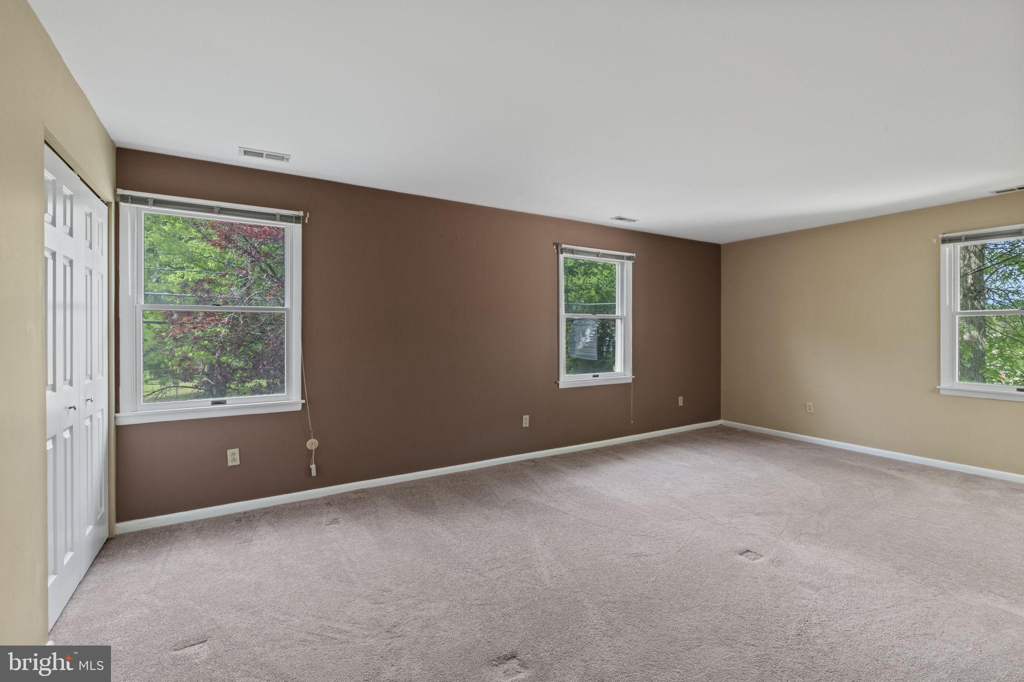 621 South Forklanding Road Maple Shade, NJ 08052 - Photo 25 of 45 Primary Bedroom