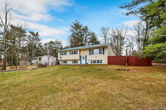 $2,400 | 10 Hanover Drive, Monticello, NY 12701