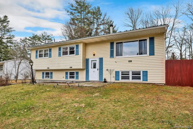 $2,400 | 10 Hanover Drive, Monticello, NY 12701
