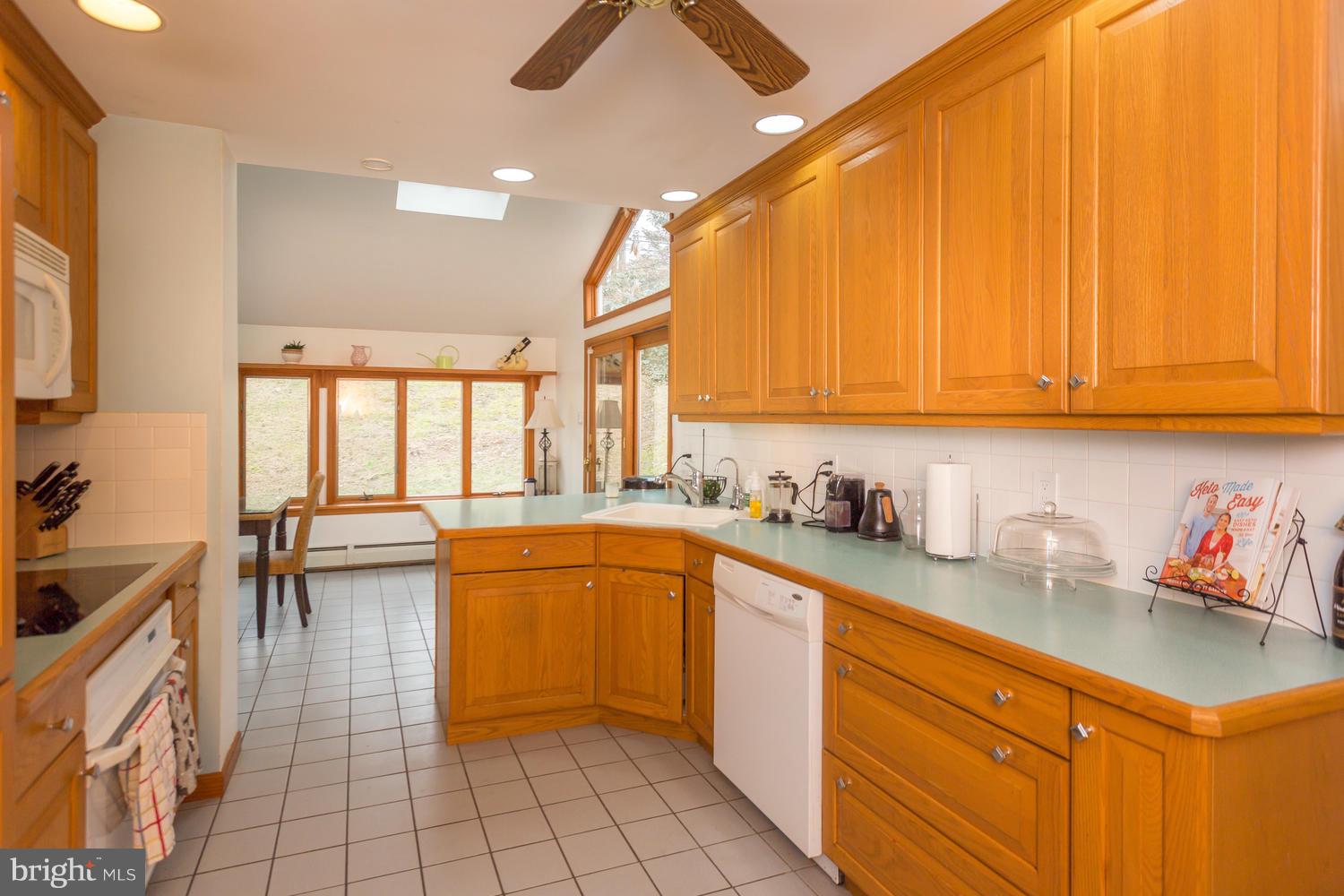 617 Bridle Road Glenside, PA 19038 - Photo 7 of 35 Kitchen