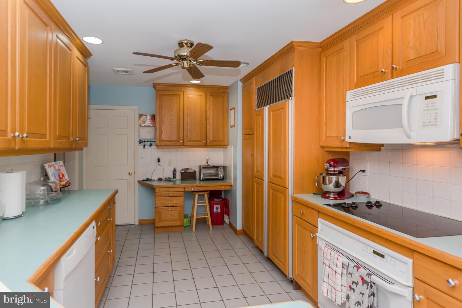 617 Bridle Road Glenside, PA 19038 - Photo 9 of 35 Kitchen