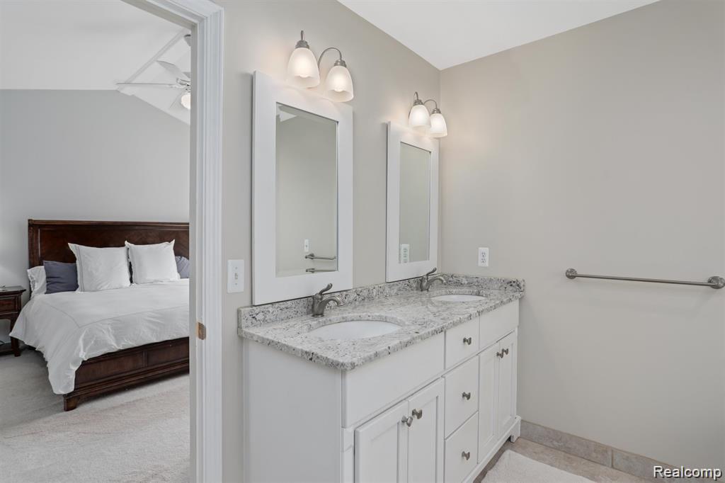 3837 Beechcrest Road Rochester Hills, MI 48309 - Photo 17 of 24