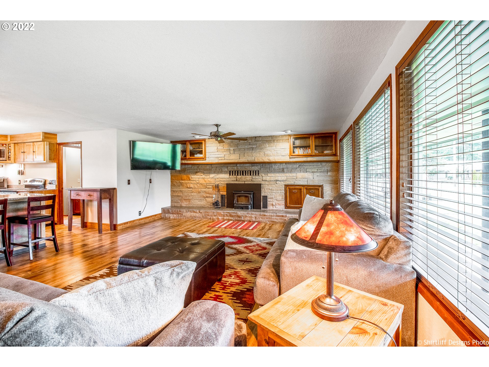 90818 Marcola Road Springfield, OR 97478 - Photo 6 of 32 a living room with furniture and a fireplace