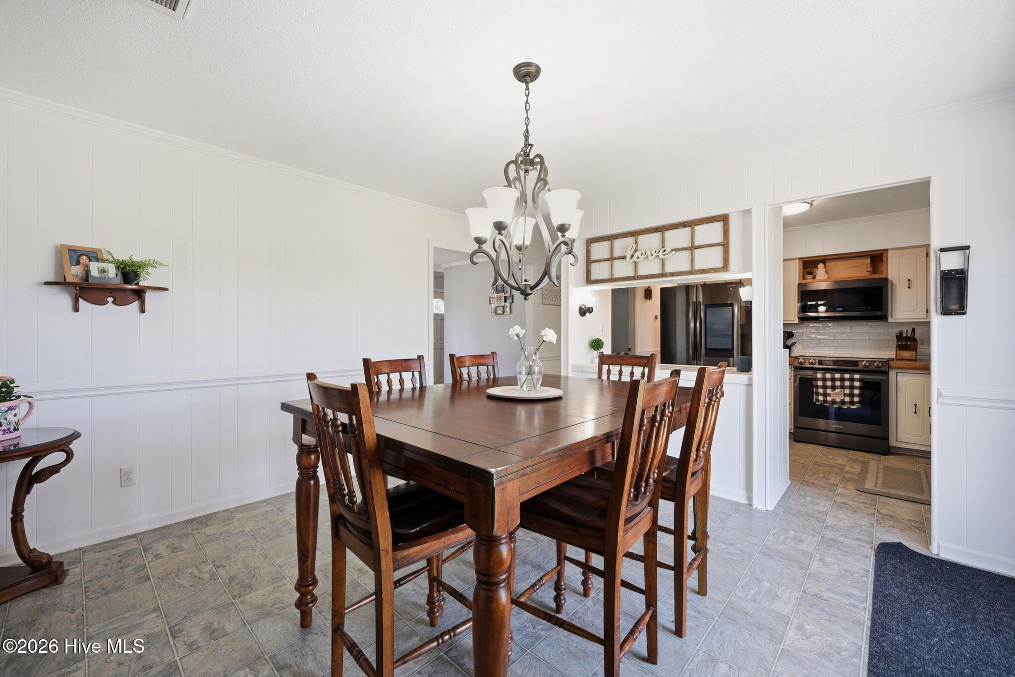 2336 Wharton Station Road Washington, NC 27889 - Photo 10 of 55 010 Dining Room View 3