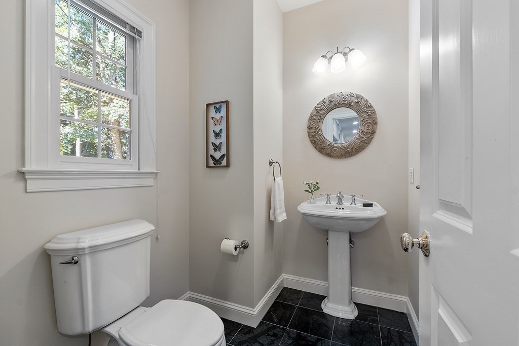 93 Fox Run Road Bolton, MA 01740 - Photo 16 of 34