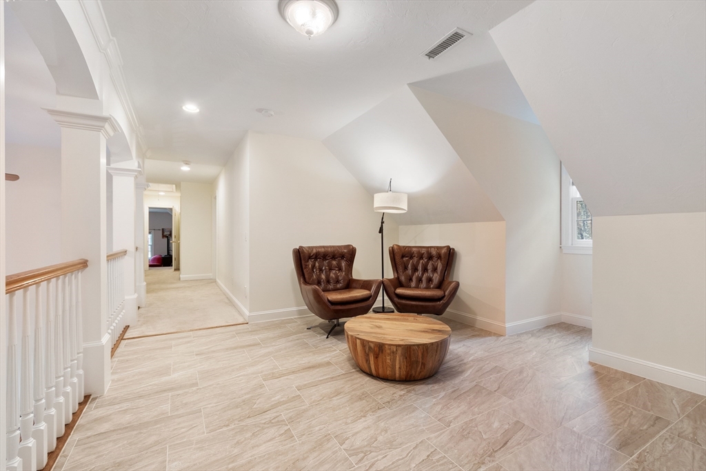 93 Fox Run Road Bolton, MA 01740 - Photo 18 of 34