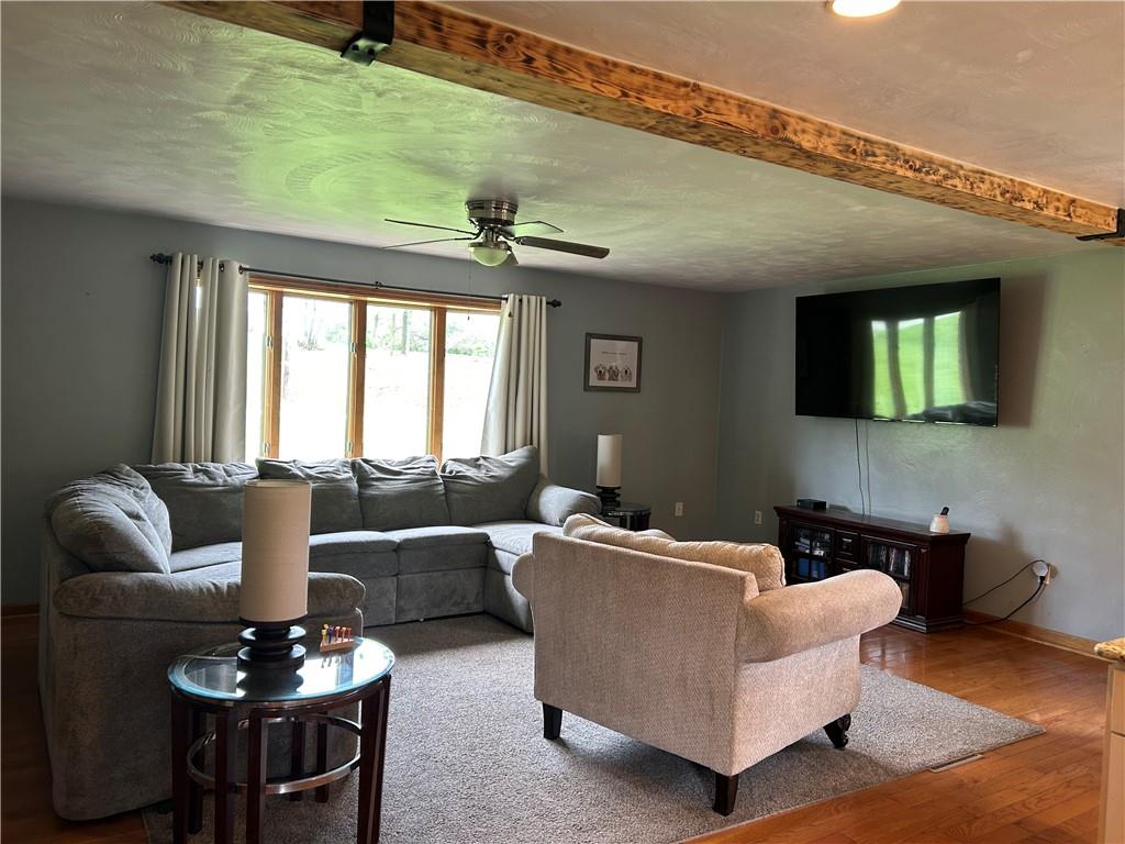 111 Longanecker Road Connellsville, PA 15425 - Photo 10 of 29 LIVING ROOM