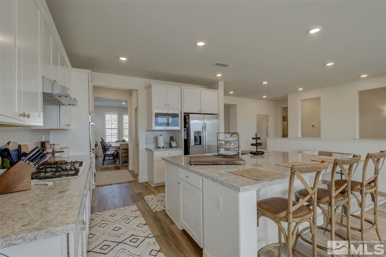 10235 Mother Lode Drive Reno, NV 89521 - Photo 9 of 40 Photo 9