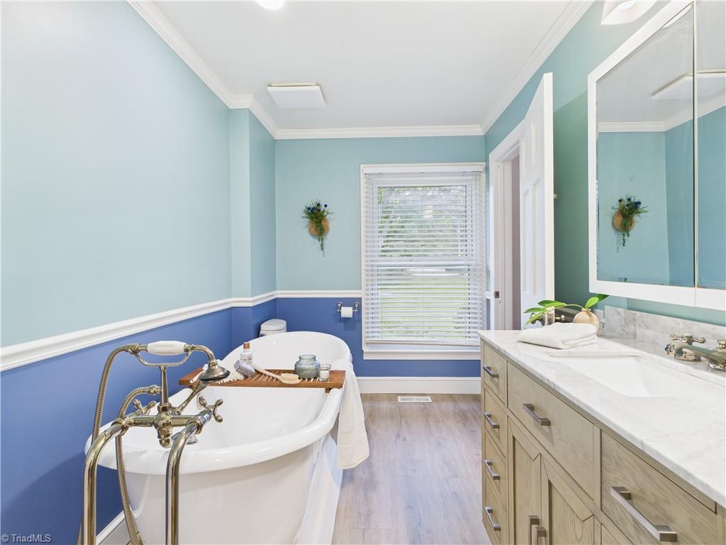 4208 Aberdare Drive High Point, NC 27265 - Photo 25 of 33