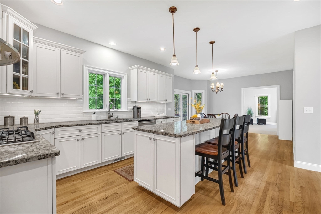 1125 Burroughs Road Boxborough, MA 01719 - Photo 9 of 42