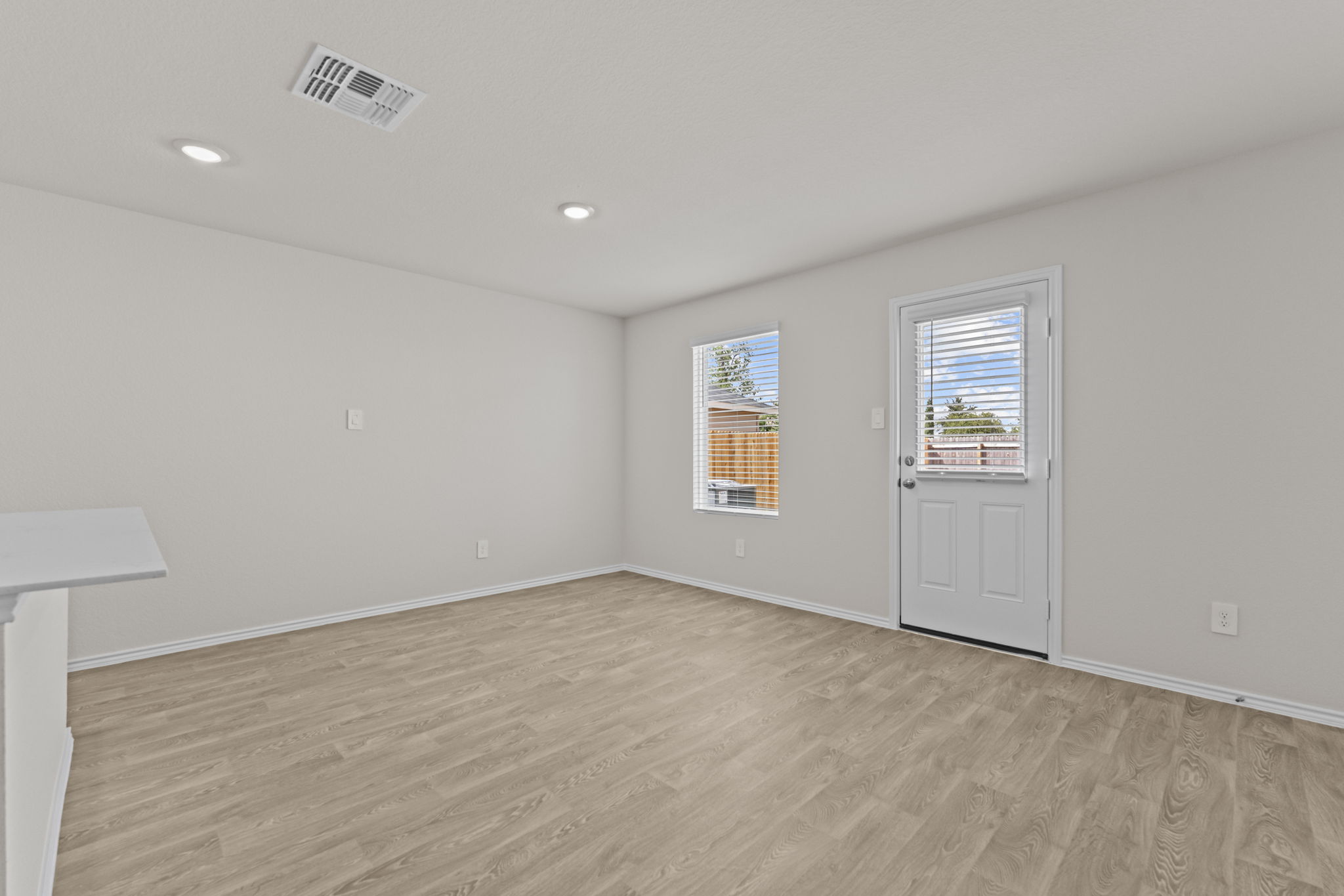 204 Varner Way Lockhart, TX 78644 - Photo 4 of 34