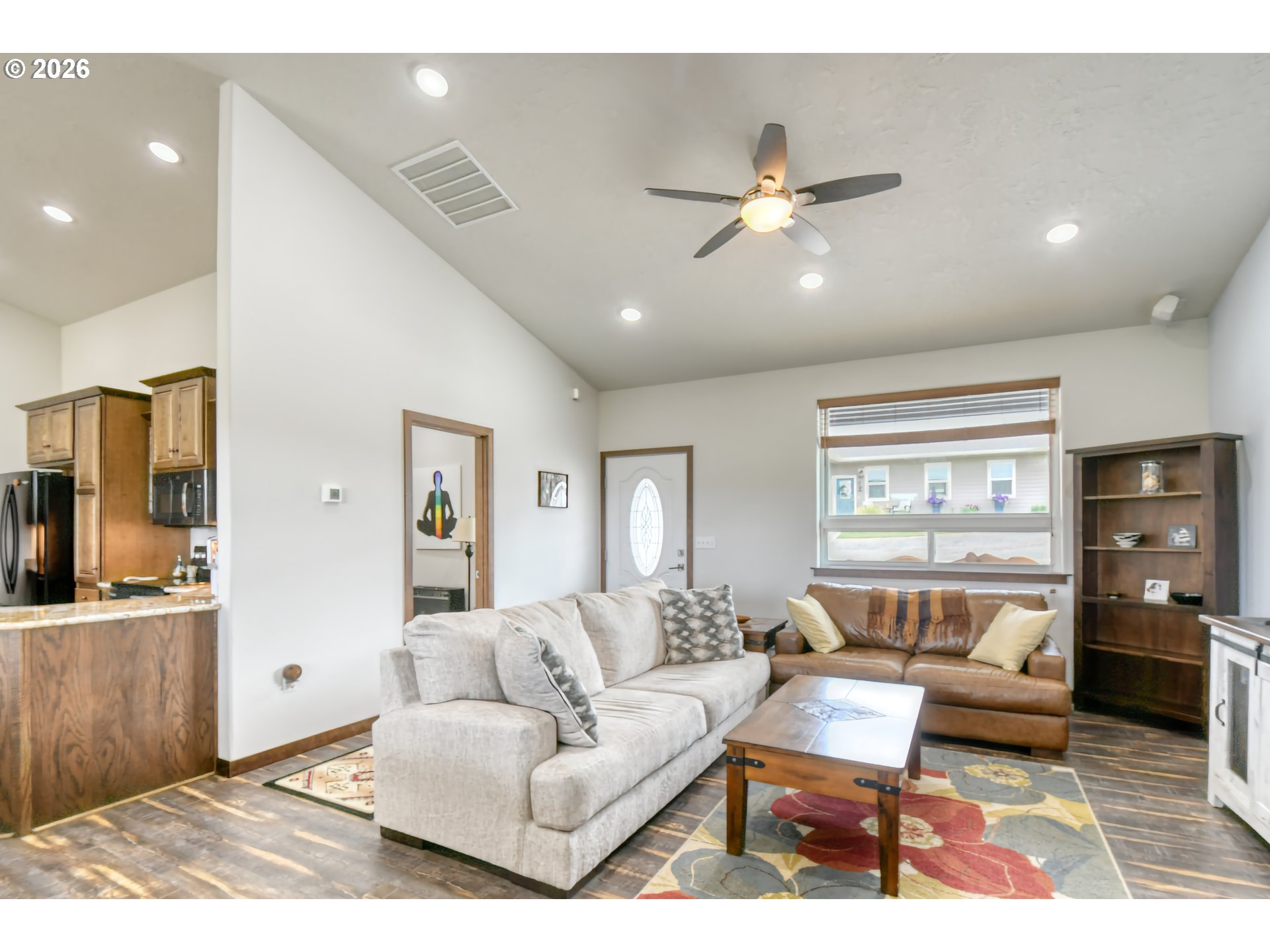 527 Southwest Quinney Place Pendleton, OR 97801 - Photo 5 of 41