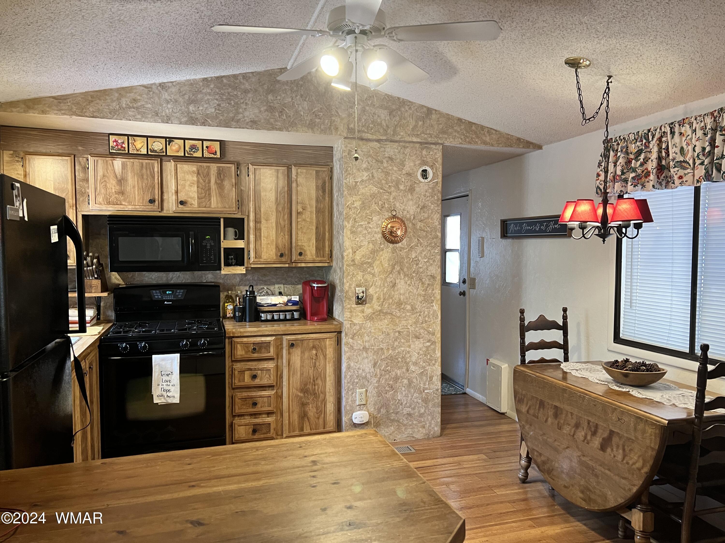 3869 South White Mountain Road Show Low, AZ 85901 - Photo 11 of 23