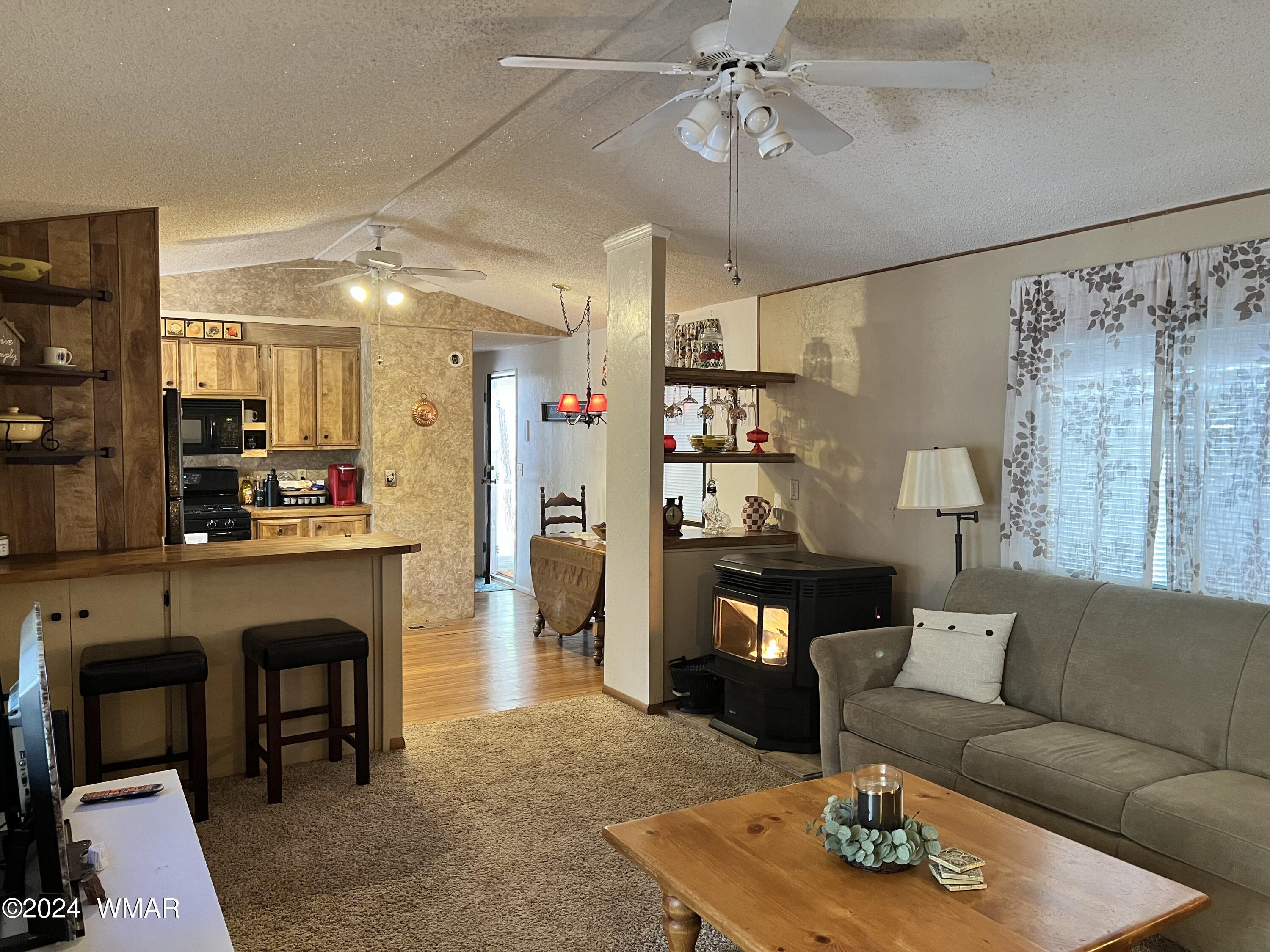 3869 South White Mountain Road Show Low, AZ 85901 - Photo 8 of 23