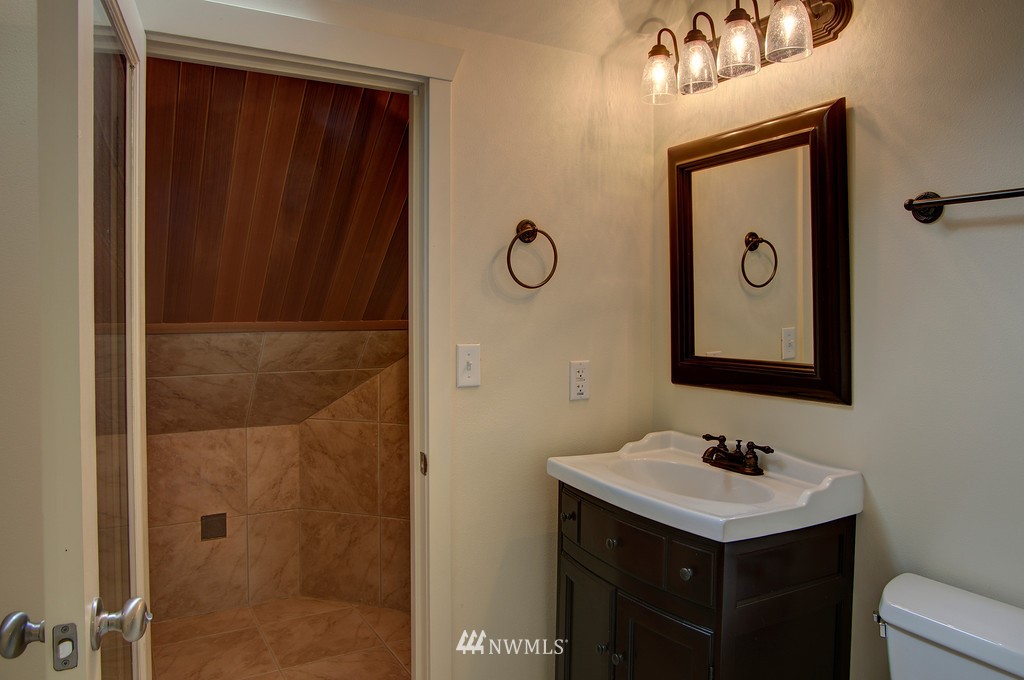 3533 Robertson Road Bellingham, WA 98226 - Photo 8 of 15 Gallery Image 8