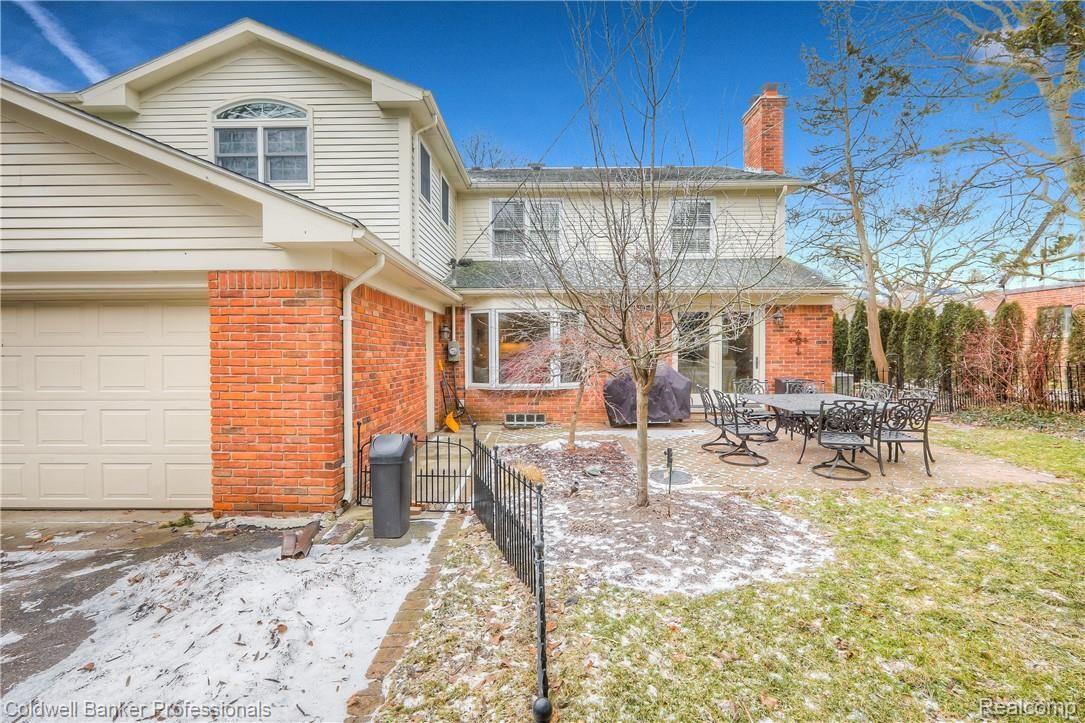 154 Hamilton Road Bloomfield Hills, MI 48301 - Photo 5 of 48 -10.jpg