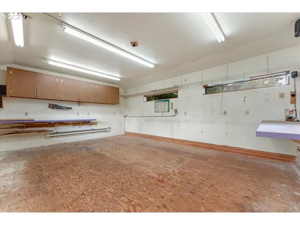 a view of outdoor space and garden