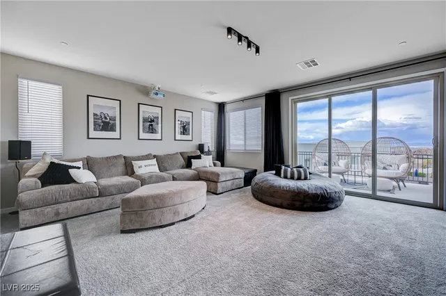 $4,565 | 746 Horizon Canyon Drive, Henderson, NV 89052