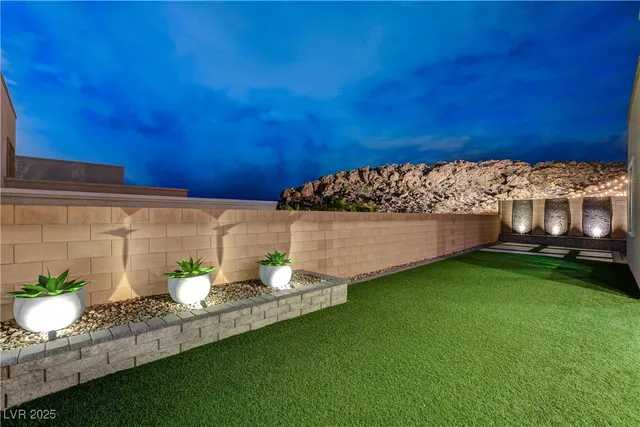 $4,565 | 746 Horizon Canyon Drive, Henderson, NV 89052