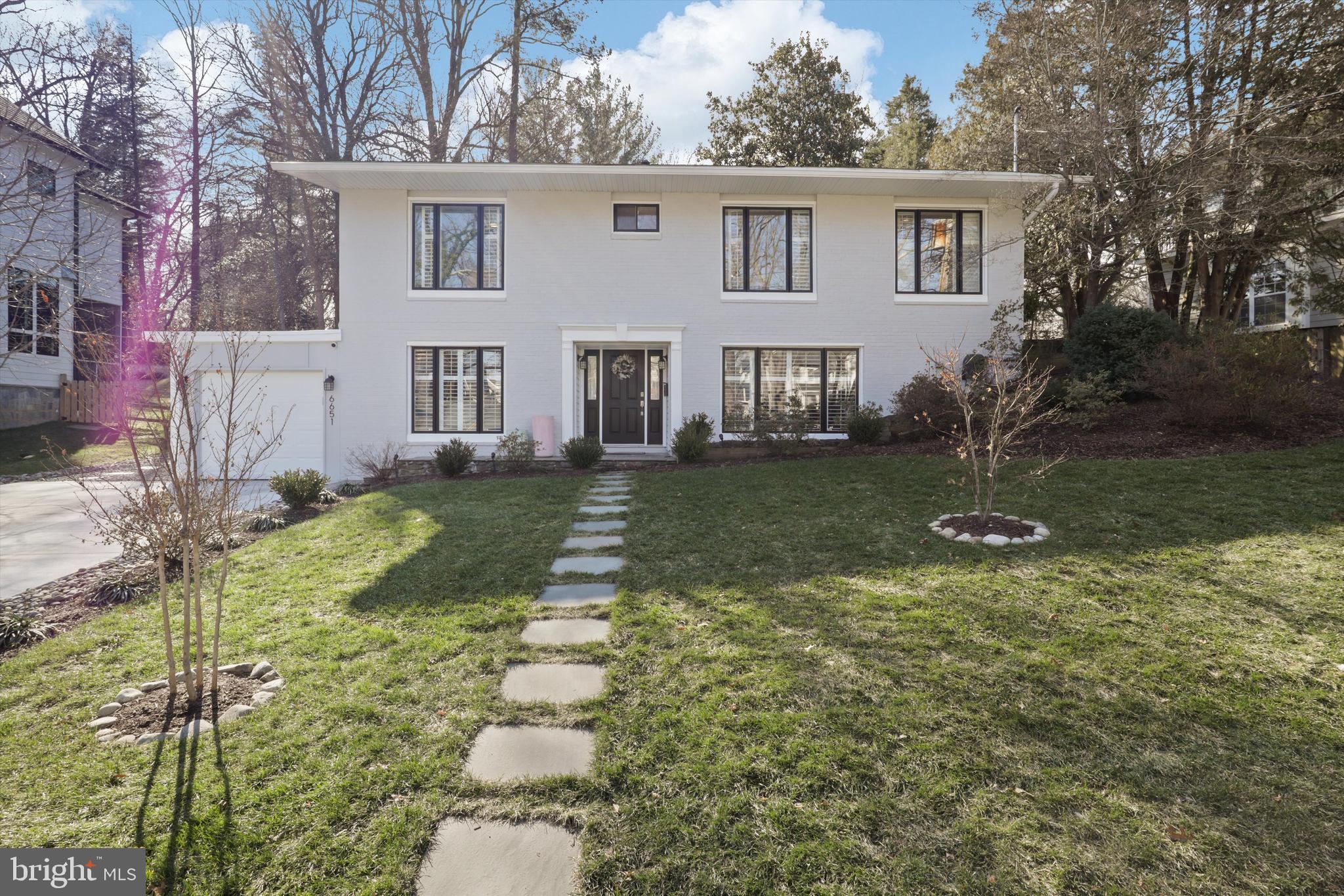 6651 Old Chesterbrook Road McLean, VA 22101 - Photo 3 of 48 Gallery Image 3