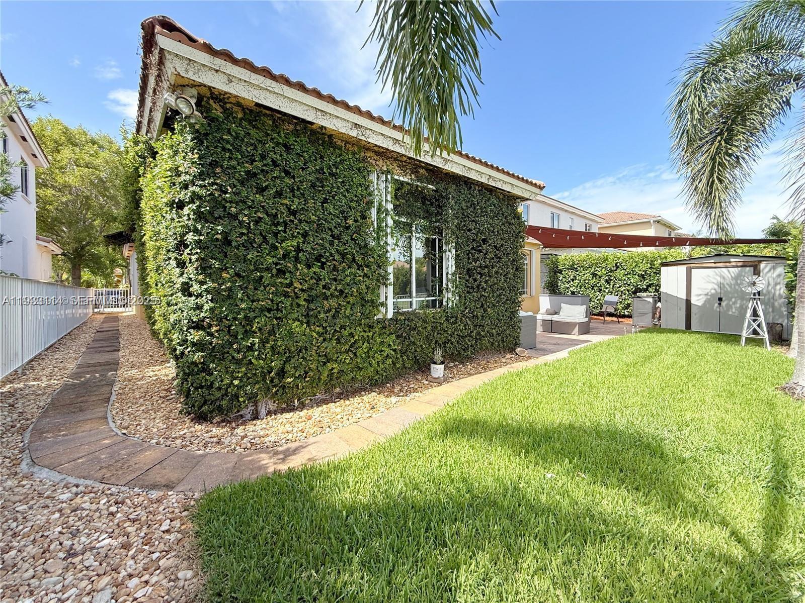 8934 Southwest 206th Street Cutler Bay, FL 33189 - Photo 26 of 31