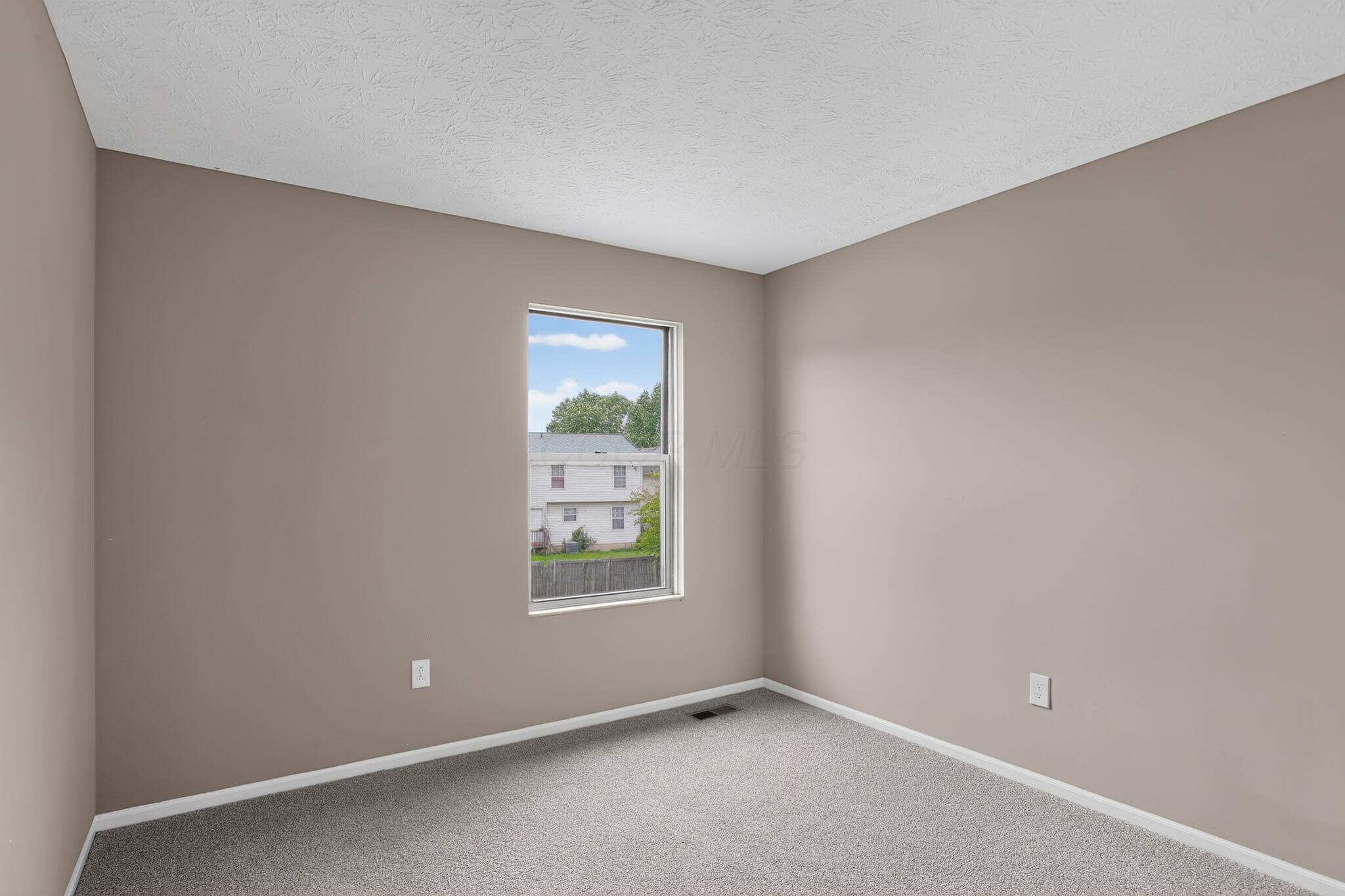 2893 Barrows Road Columbus, OH 43232 - Photo 15 of 23