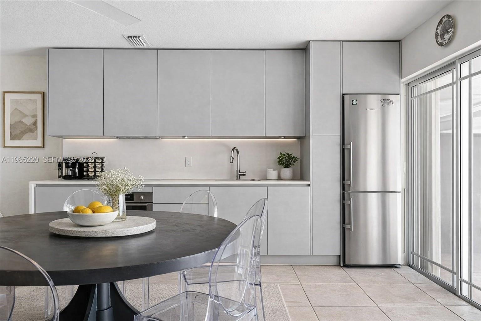 8300 Southwest 31st Street Miami, FL 33155 - Photo 5 of 8 Virtually enhanced