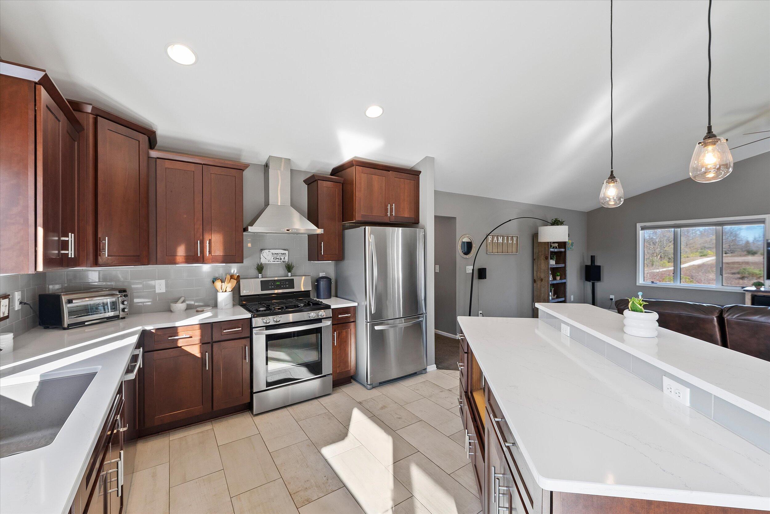 9083 Fillmore Road Farmington, WI 53021 - Photo 12 of 61 12-Kitchen