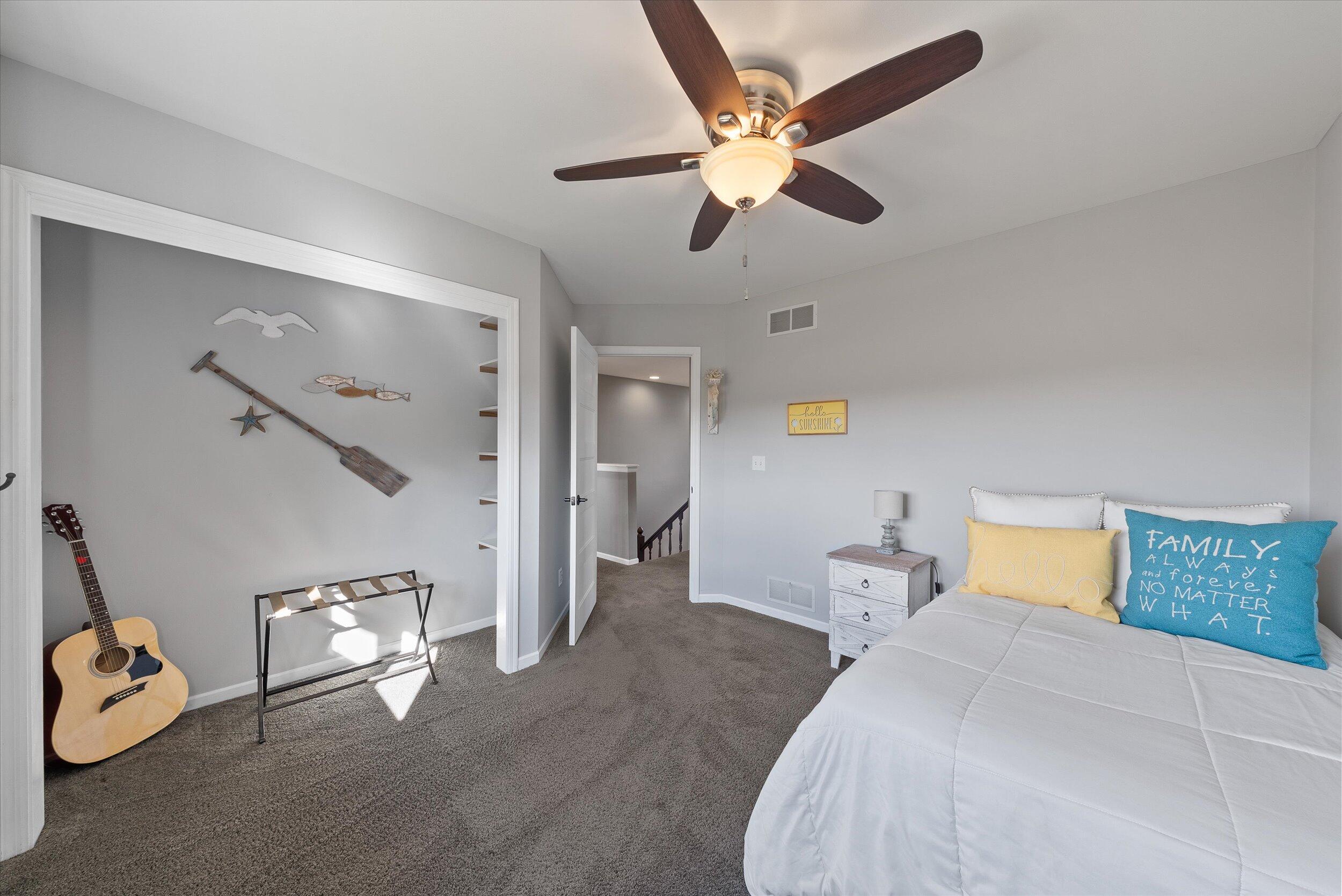 9083 Fillmore Road Farmington, WI 53021 - Photo 20 of 61 20-Bedroom