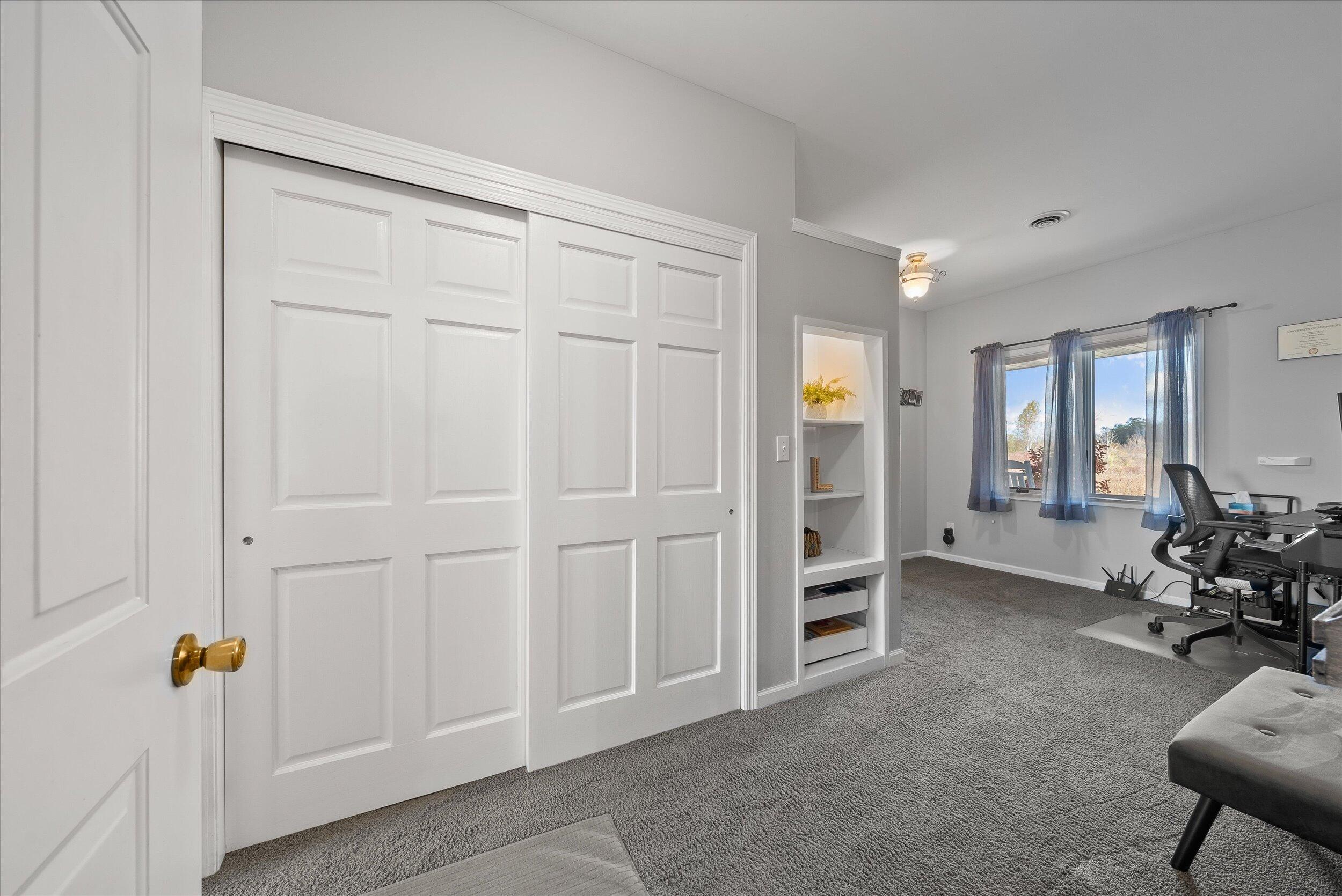 9083 Fillmore Road Farmington, WI 53021 - Photo 25 of 61 25-Office