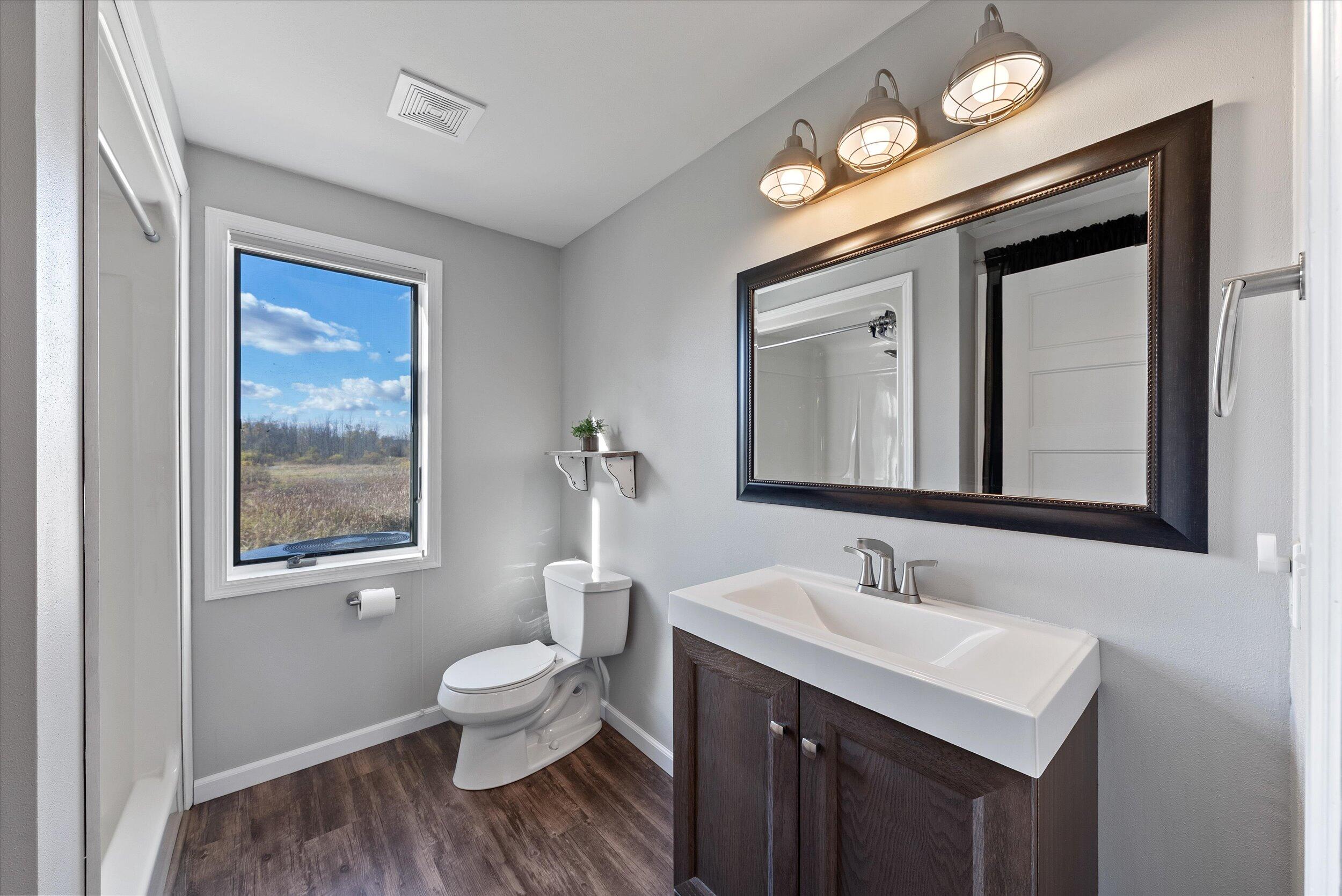 9083 Fillmore Road Farmington, WI 53021 - Photo 28 of 61 28-Bathroom