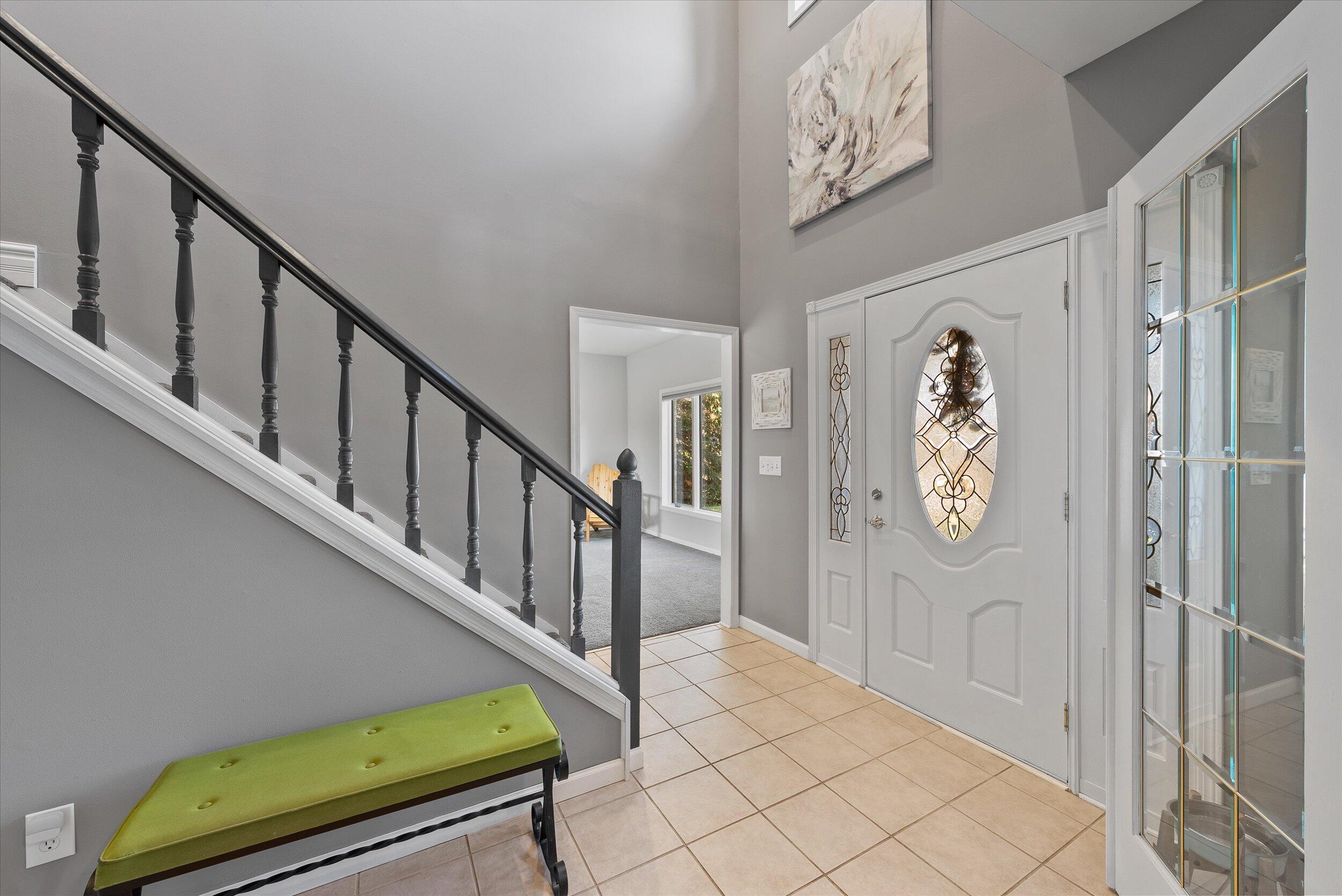 9083 Fillmore Road Farmington, WI 53021 - Photo 29 of 61 29-Foyer