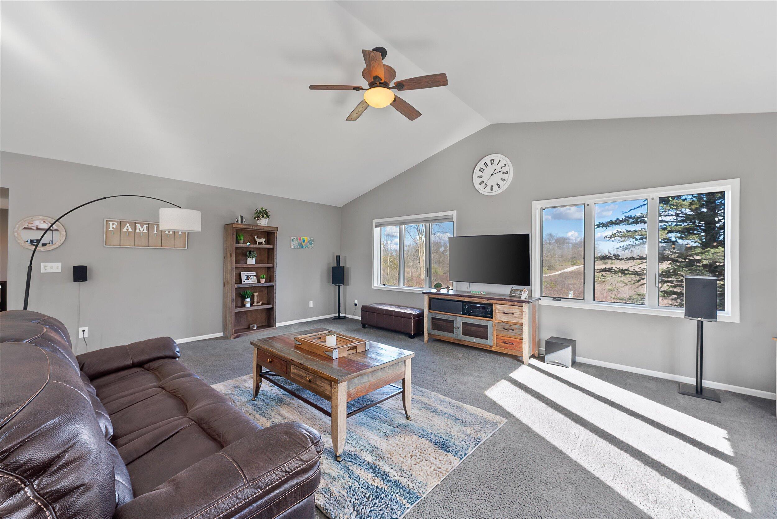 9083 Fillmore Road Farmington, WI 53021 - Photo 4 of 61 04-Living Room