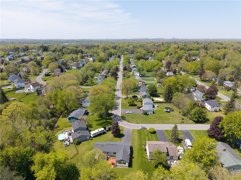 43 Golf Stream Drive Perinton, NY 14526 - Photo 31 of 45