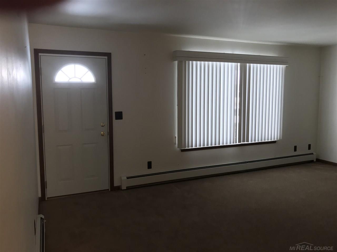 1617 Palms Road Columbus, MI 48063 - Photo 30 of 55 31370529-29.JPG