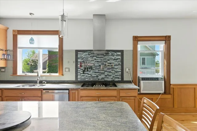 $549,900 | 6 Rublee Street, St. Albans, VT 05478