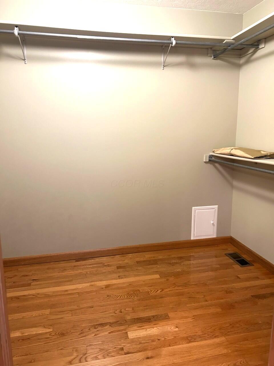 7941 Steitz Road Powell, OH 43065 - Photo 19 of 24 The walk-in closet has plenty of space for your clothes.