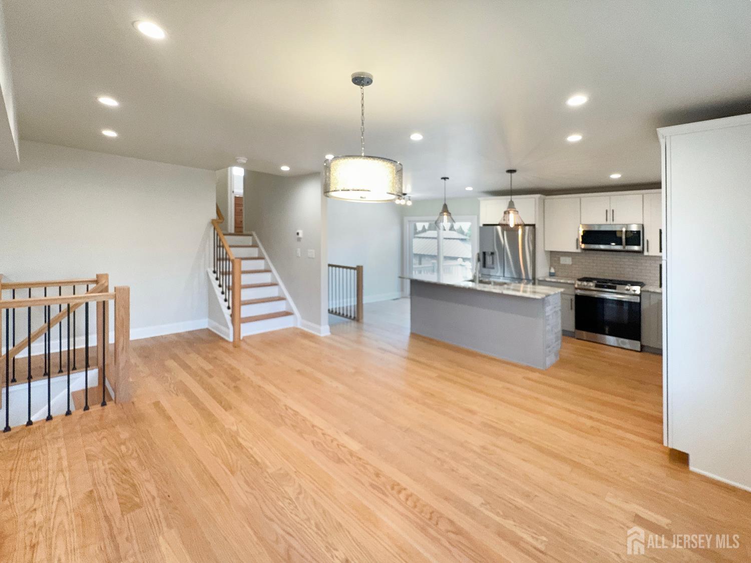 21 Buck Road East Brunswick, NJ 08816 - Photo 16 of 31