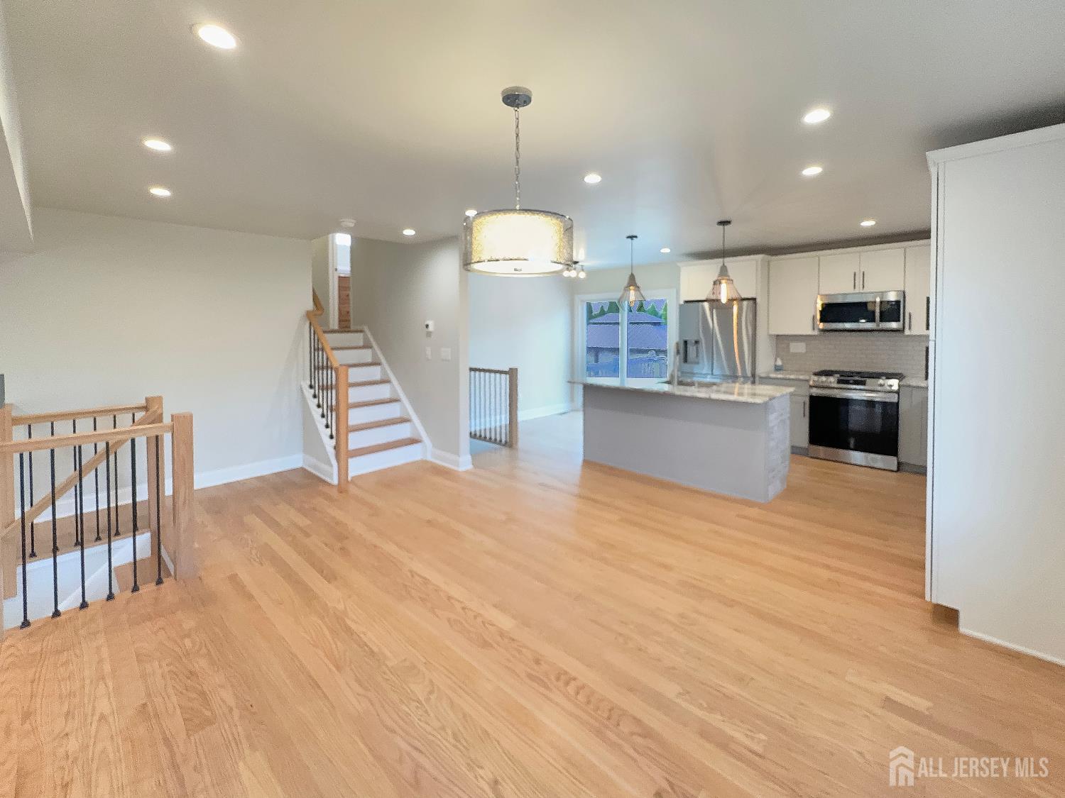 21 Buck Road East Brunswick, NJ 08816 - Photo 28 of 31