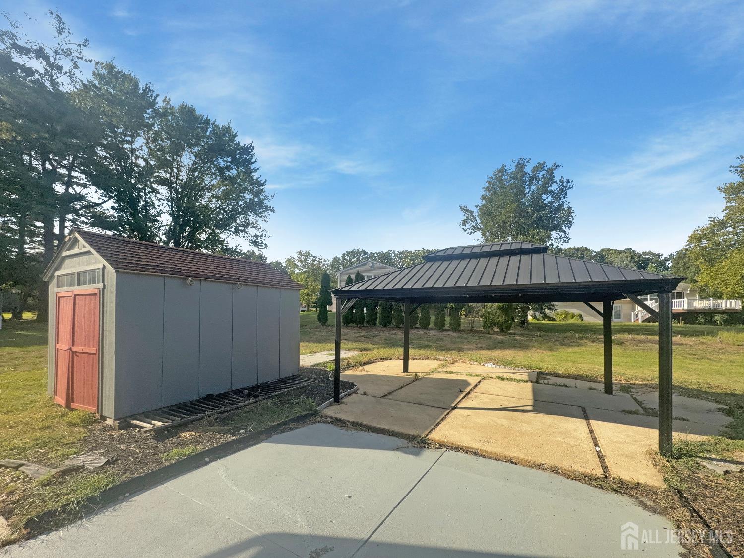 21 Buck Road East Brunswick, NJ 08816 - Photo 8 of 31