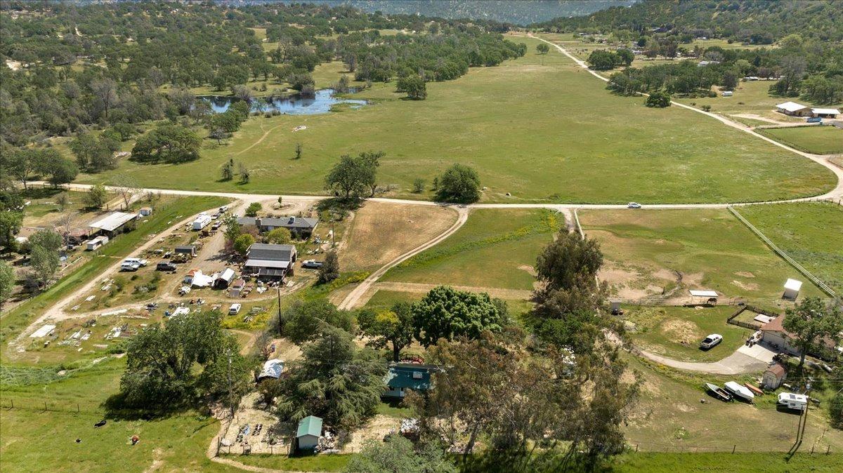 26982 Twin Ponds Road Clovis, CA 93619 - Photo 31 of 48 an aerial view of residential houses with outdoor space