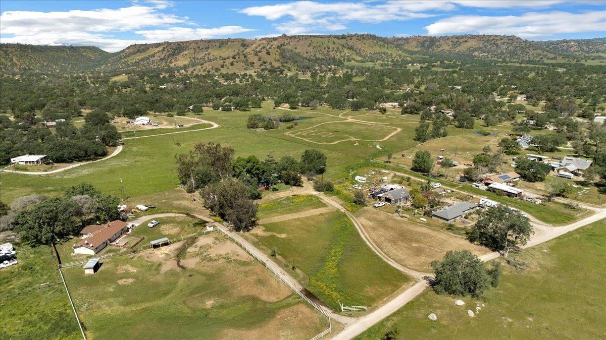 26982 Twin Ponds Road Clovis, CA 93619 - Photo 34 of 48 an aerial view of residential houses with outdoor space
