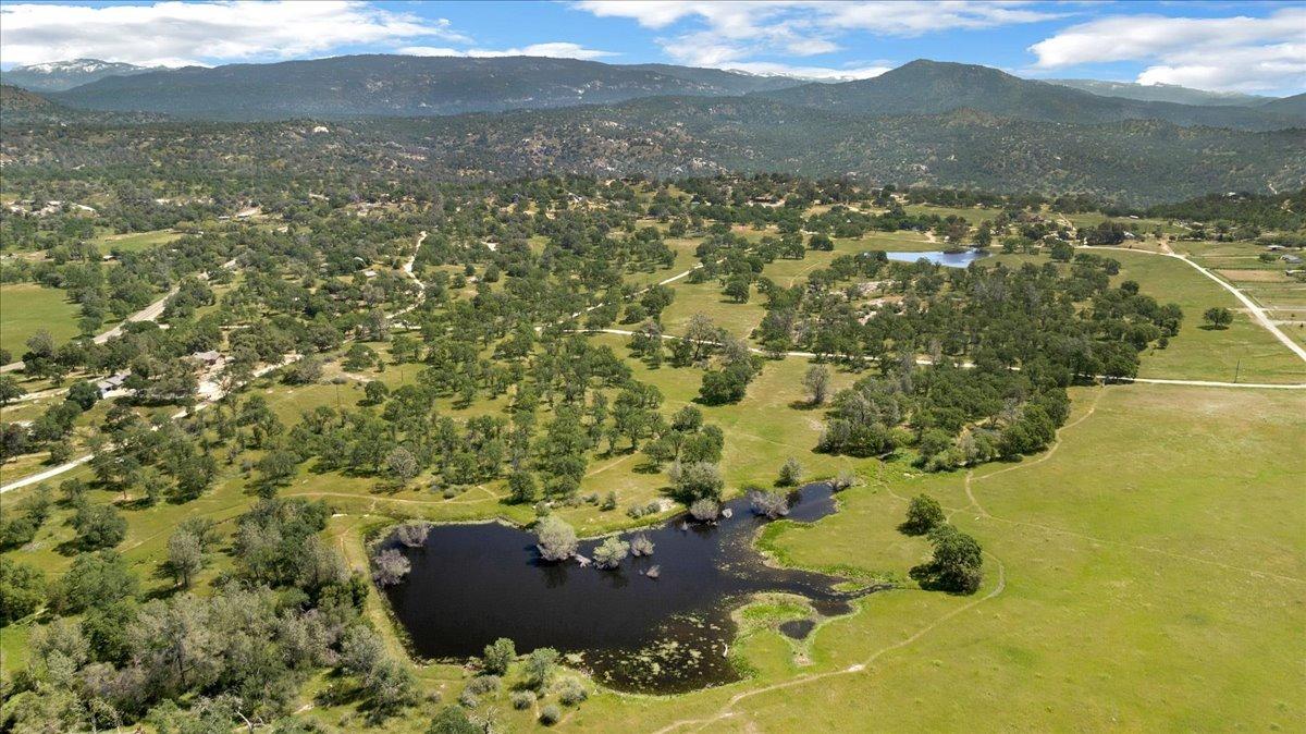 26982 Twin Ponds Road Clovis, CA 93619 - Photo 36 of 48 a view of a city