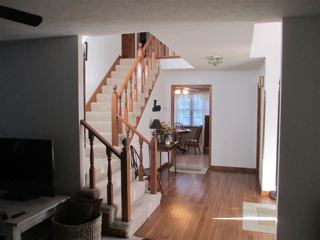5060 Ford Road Mount Vernon, IN 47620 - Photo 4 of 24 Gallery Image 4