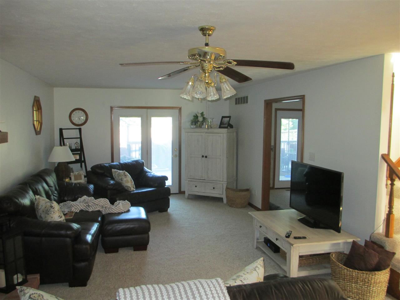 5060 Ford Road Mount Vernon, IN 47620 - Photo 6 of 24 Gallery Image 6
