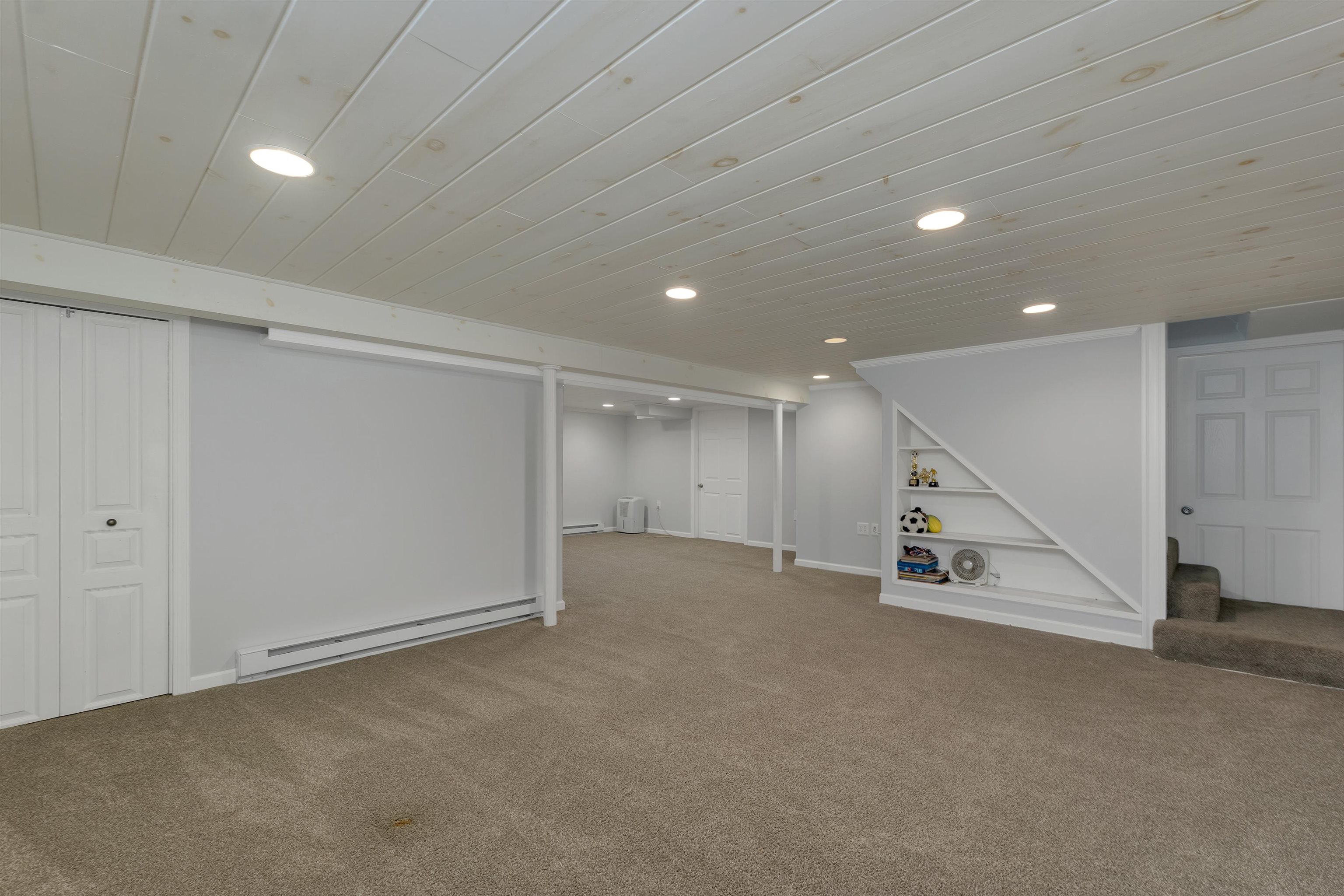 5 Pleasant Street Merrimack, NH 03054 - Photo 11 of 37 Gallery Image 11