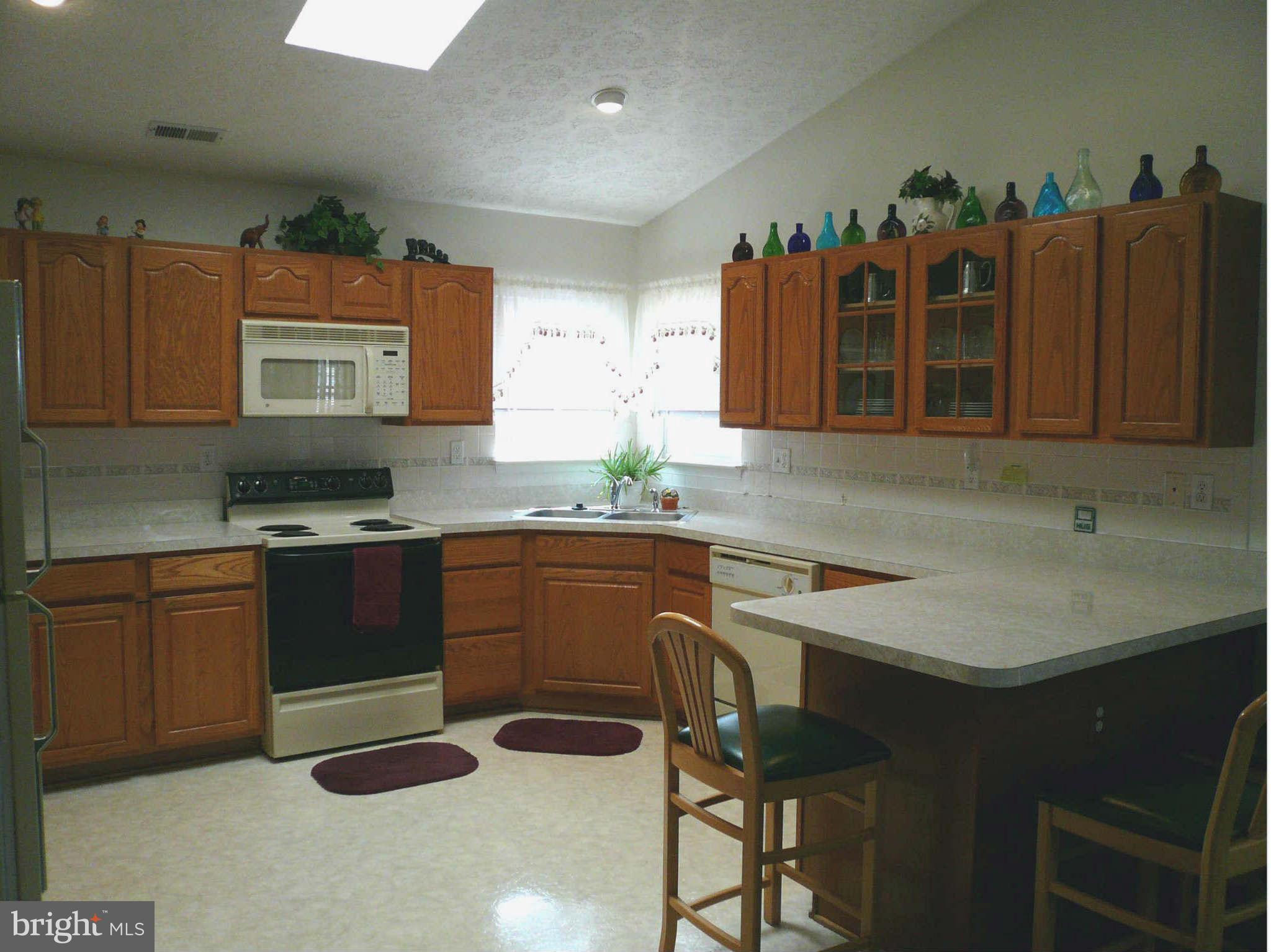 2806 5th Street Sparrows Point, MD 21219 - Photo 1 of 28 Kitchen