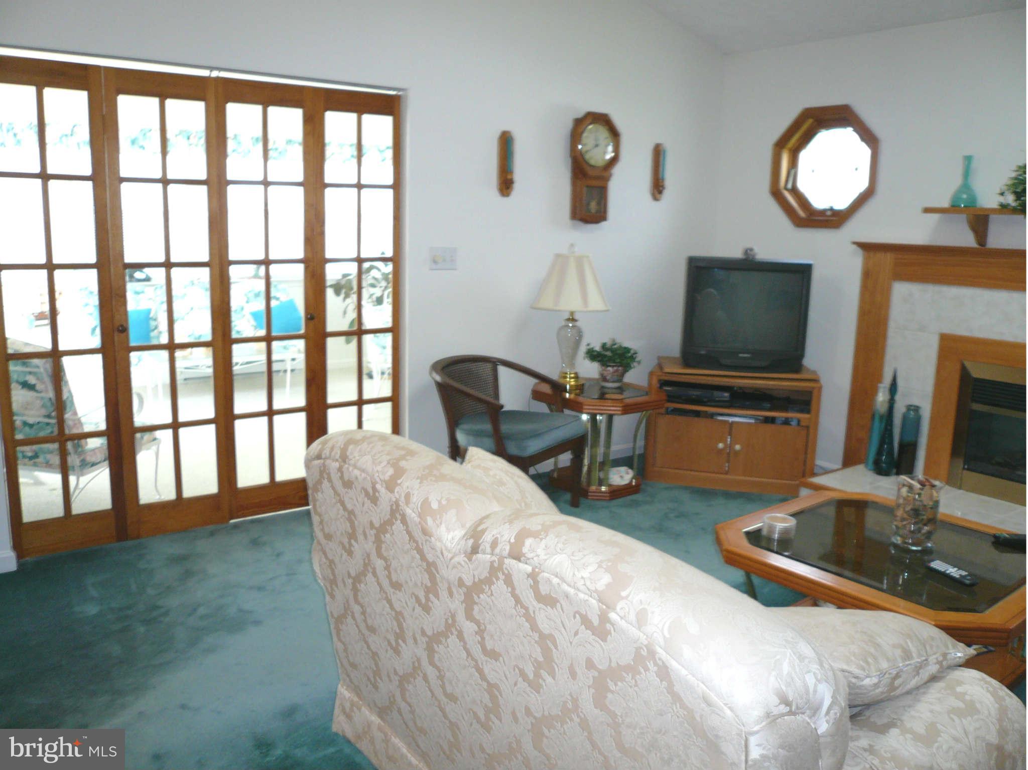 2806 5th Street Sparrows Point, MD 21219 - Photo 5 of 28 Family Room
