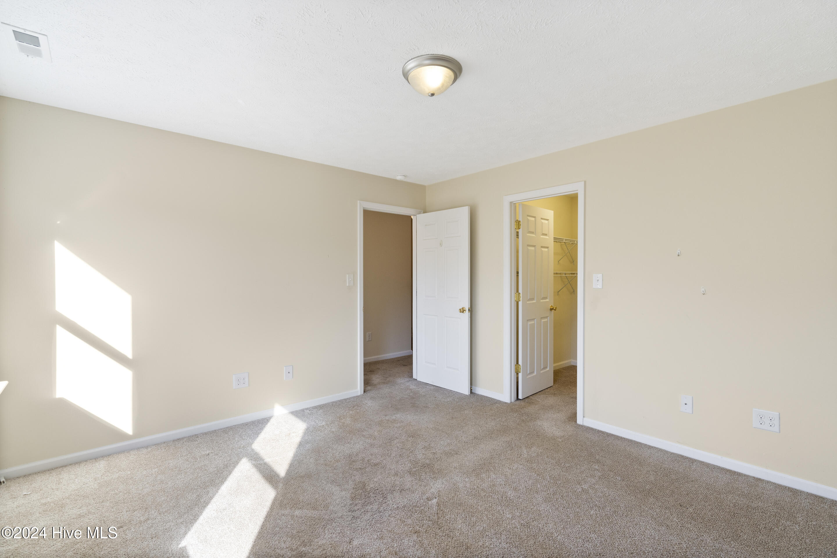 146 Huffman Road Rose Hill, NC 28458 - Photo 27 of 58 Second Story - with walk in closet